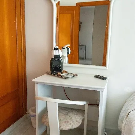 Yedrada Guest house La Adrada