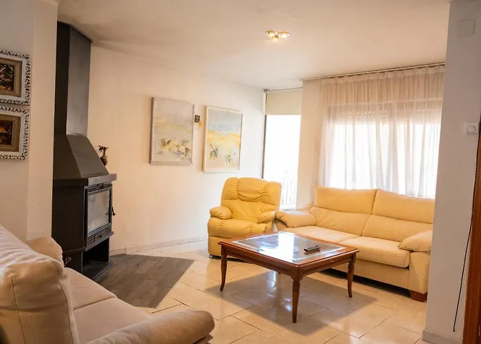 Yedrada Guest house La Adrada